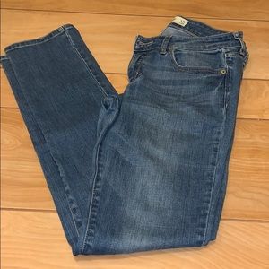 Light/medium wash Abercrombie Skinny jeans
